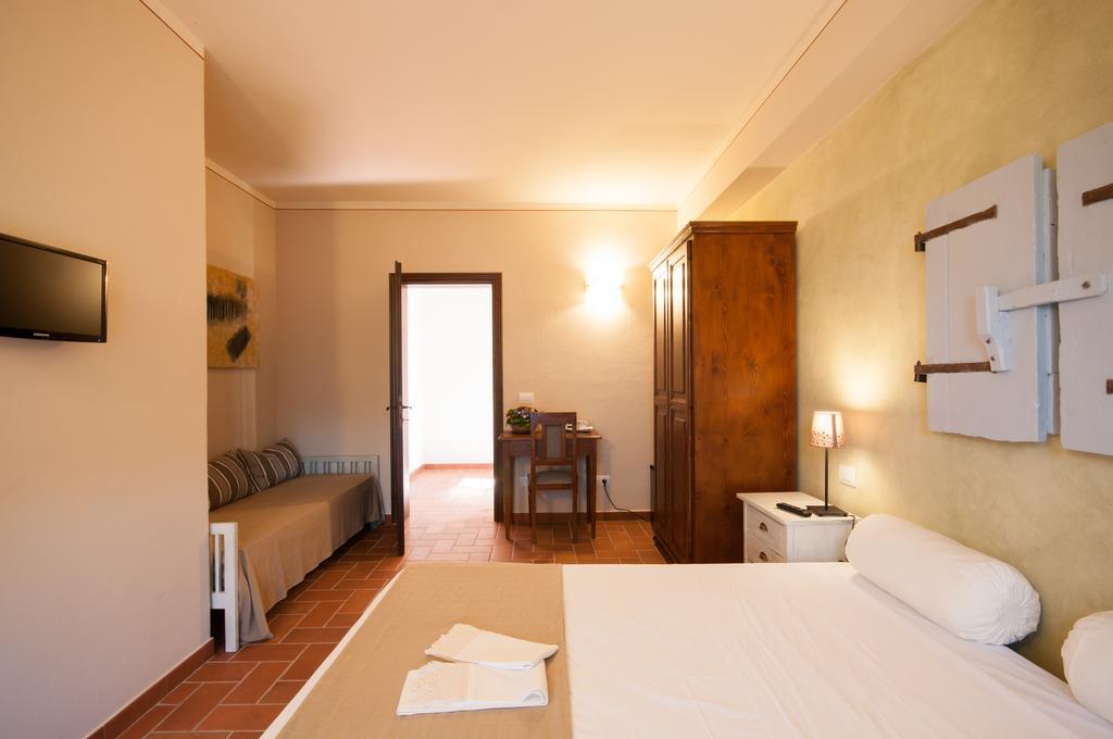 Agriturismo Borgo Tra Gli Olivi Castiglion Fiorentino Rom bilde