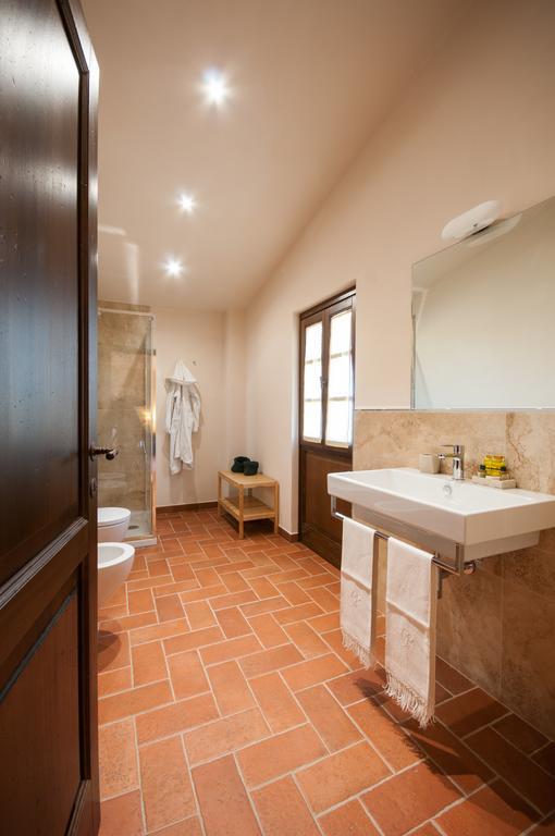 Agriturismo Borgo Tra Gli Olivi Castiglion Fiorentino Eksteriør bilde