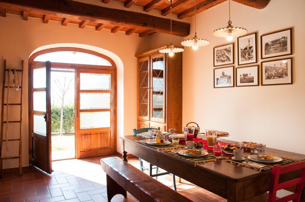 Agriturismo Borgo Tra Gli Olivi Castiglion Fiorentino Eksteriør bilde