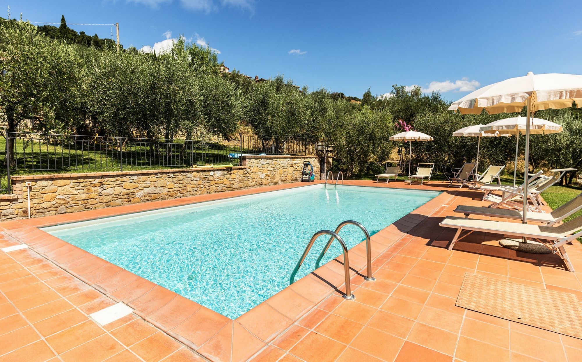 Agriturismo Borgo Tra Gli Olivi Castiglion Fiorentino Eksteriør bilde